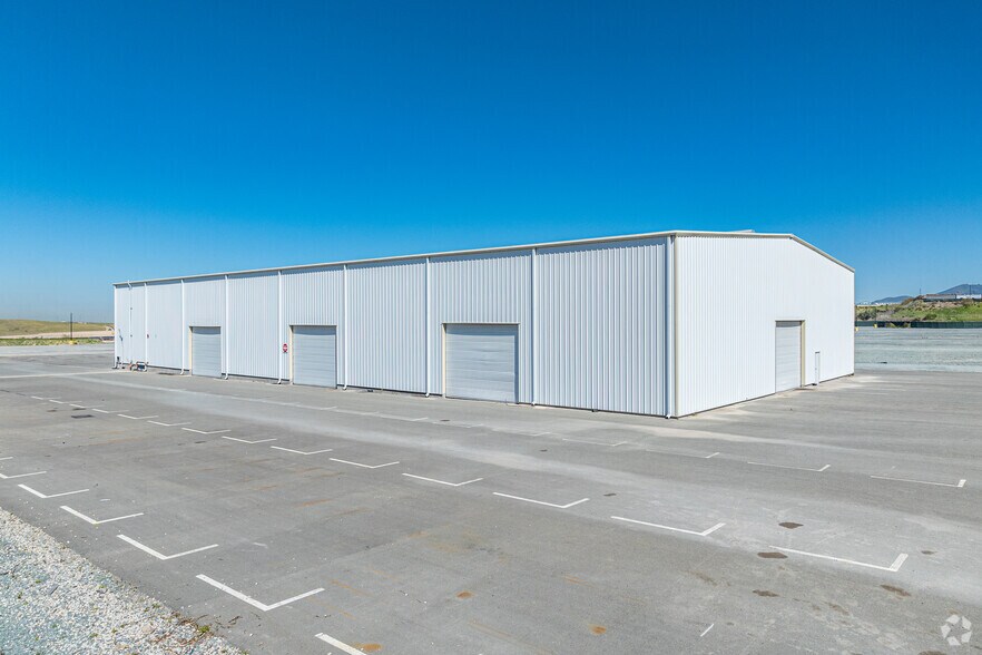 9802 Lone Star Rd, San Diego, CA à louer - Photo du bâtiment - Image 3 de 19