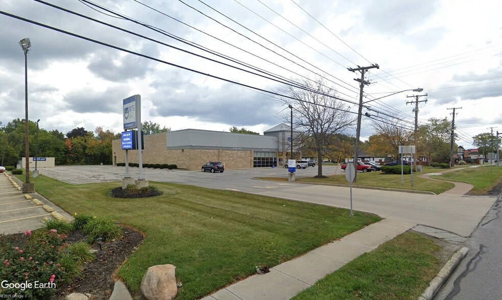 4580 Liberty Ave, Vermilion, OH for sale - Building Photo - Image 2 of 8