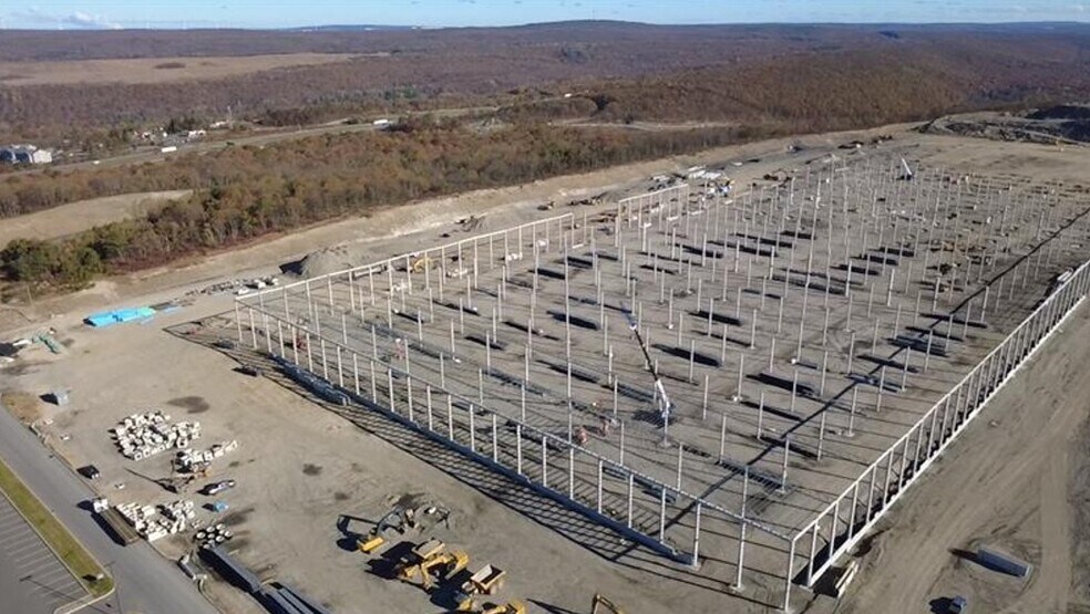 2166 Burma Rd, Barnesville, PA à louer - Photo de construction - Image 2 de 5