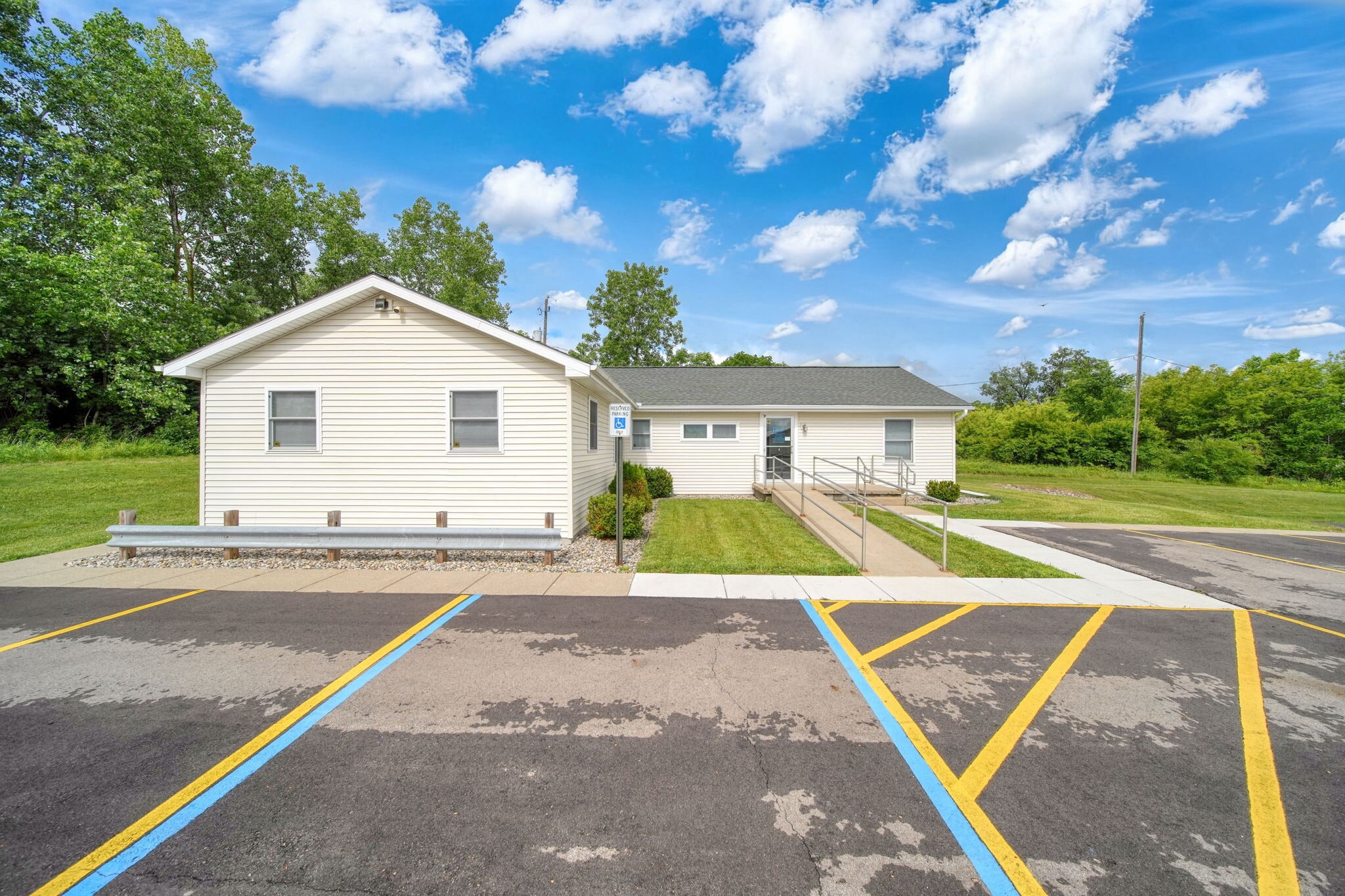 3165 County Farm Rd, Jackson, MI for sale Building Photo- Image 1 of 49
