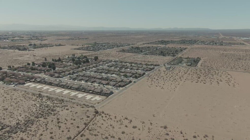Raccoon Rd, Adelanto, CA à vendre - Vidéo sur l’inscription commerciale - Image 2 de 8