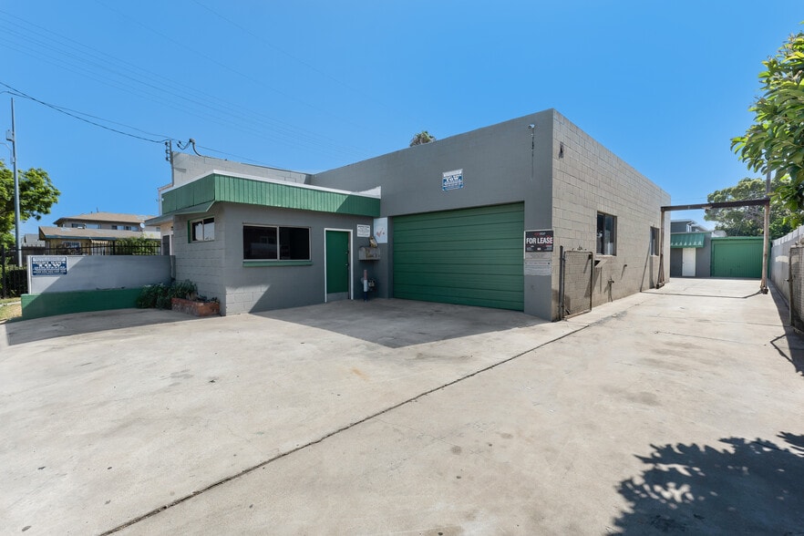 11606 Inglewood Ave, Hawthorne, CA for lease - Building Photo - Image 3 of 19