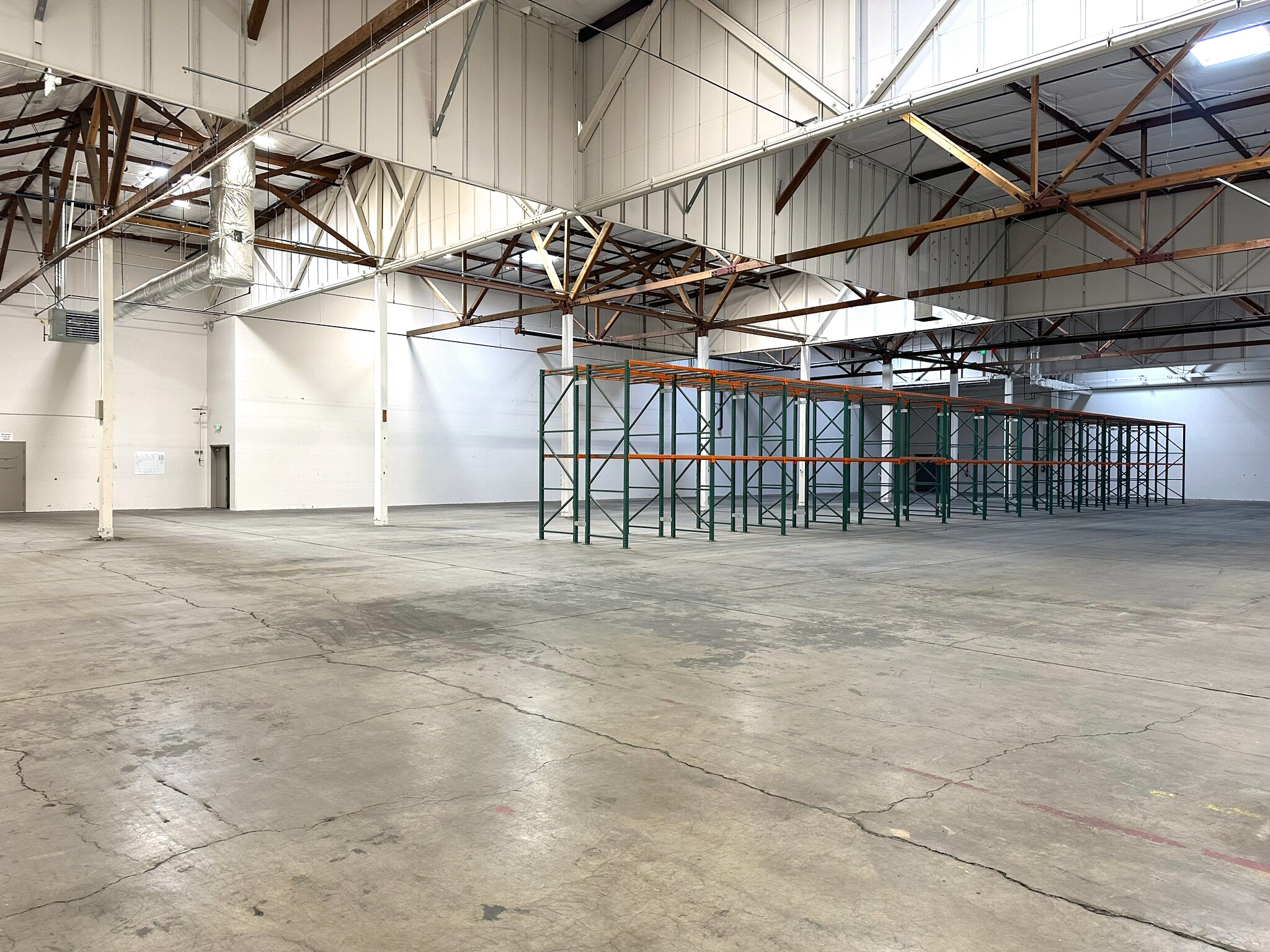 1575 Crane Way, Sparks, NV for lease Interior Photo- Image 1 of 4