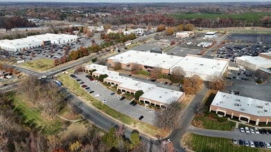 2300 Sardis Rd N, Charlotte, NC à louer Photo intérieure- Image 2 de 16