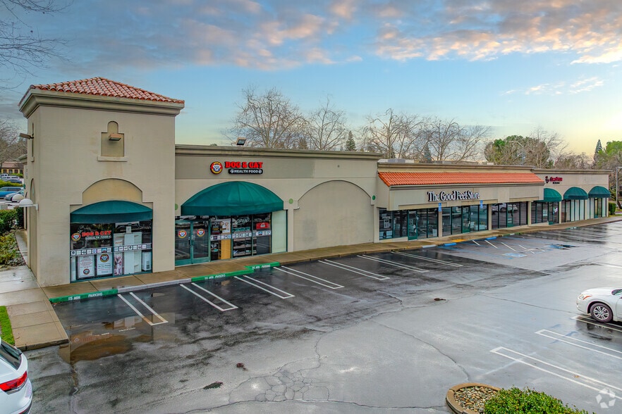 1950 Douglas Blvd, Roseville, CA à vendre - Photo du bâtiment - Image 2 de 3