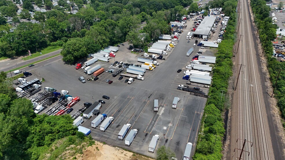 7800 Bristol Pike, Levittown, PA à vendre - Aérien - Image 3 de 8