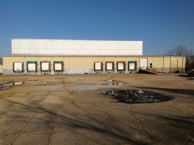 450 Westmoreland Dr, Tupelo, MS for sale - Building Photo - Image 2 of 8