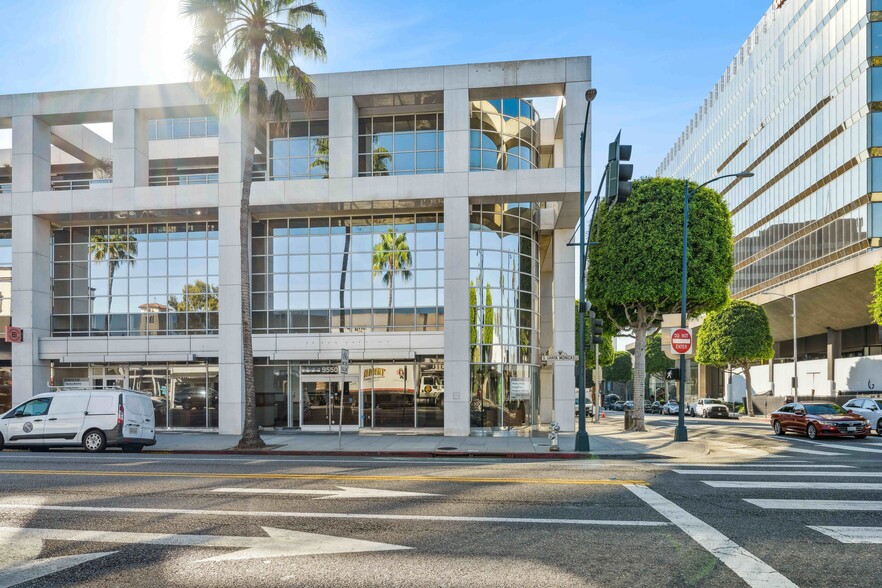 9530-9550 Santa Monica Blvd, Beverly Hills, CA à louer - Photo du bâtiment - Image 2 de 19