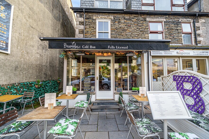 15 Main Rd, Windermere à louer - Photo du bâtiment - Image 3 de 4