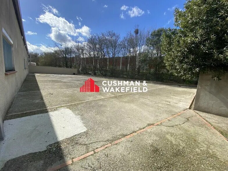 Office in Portet-sur-Garonne for lease - Building Photo - Image 2 of 9