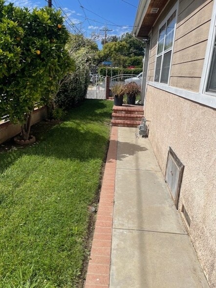 900 Alpha St, Inglewood, CA for sale - Building Photo - Image 3 of 7