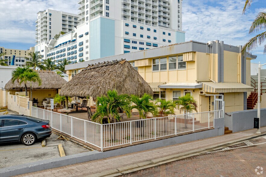 312 Minnesota St, Hollywood, FL à vendre - Photo principale - Image 1 de 4