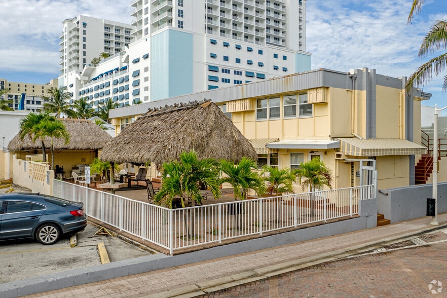 312 Minnesota St, Hollywood, FL for sale - Primary Photo - Image 1 of 4