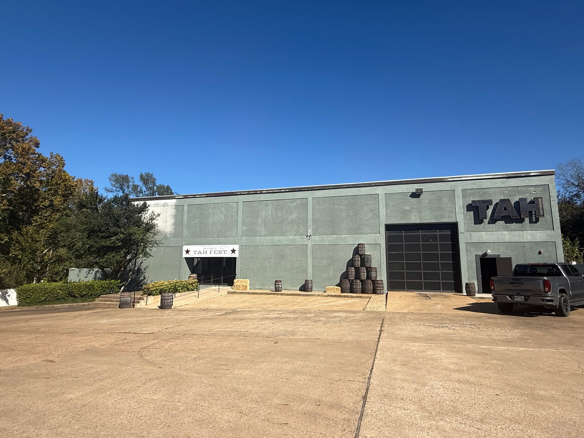 100 N Church St, Palestine, TX à vendre Photo du bâtiment- Image 1 de 4