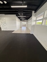 1125 NE 125th St, North Miami, FL for lease Interior Photo- Image 1 of 5