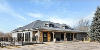 Plus de détails pour 30 Main St, Mayville, WI - Commerce de détail à vendre