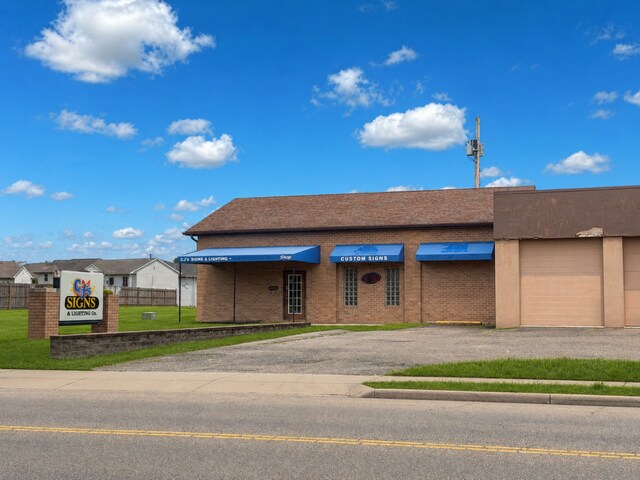Plus de détails pour 818 S Arch Ave, Alliance, OH - Commerce de détail à vendre