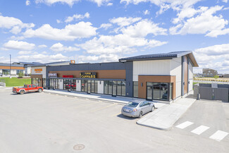 Plus de détails pour 258 Northridge Drive Okotoks, Okotoks, AB - Vente au détail à louer