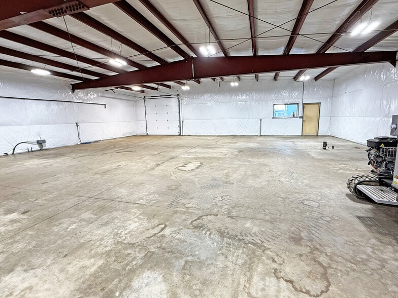 48 Harvey Rd, Londonderry, NH for lease - Building Photo - Image 2 of 2