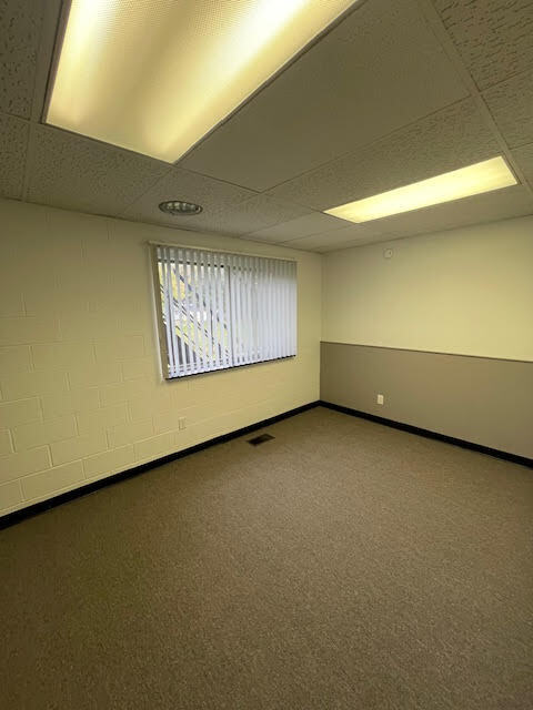 813 E Michigan Ave, Ypsilanti, MI à louer Photo intérieure- Image 1 de 2