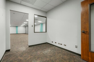 5601 S Broadway, Littleton, CO for lease Building Photo- Image 2 of 7