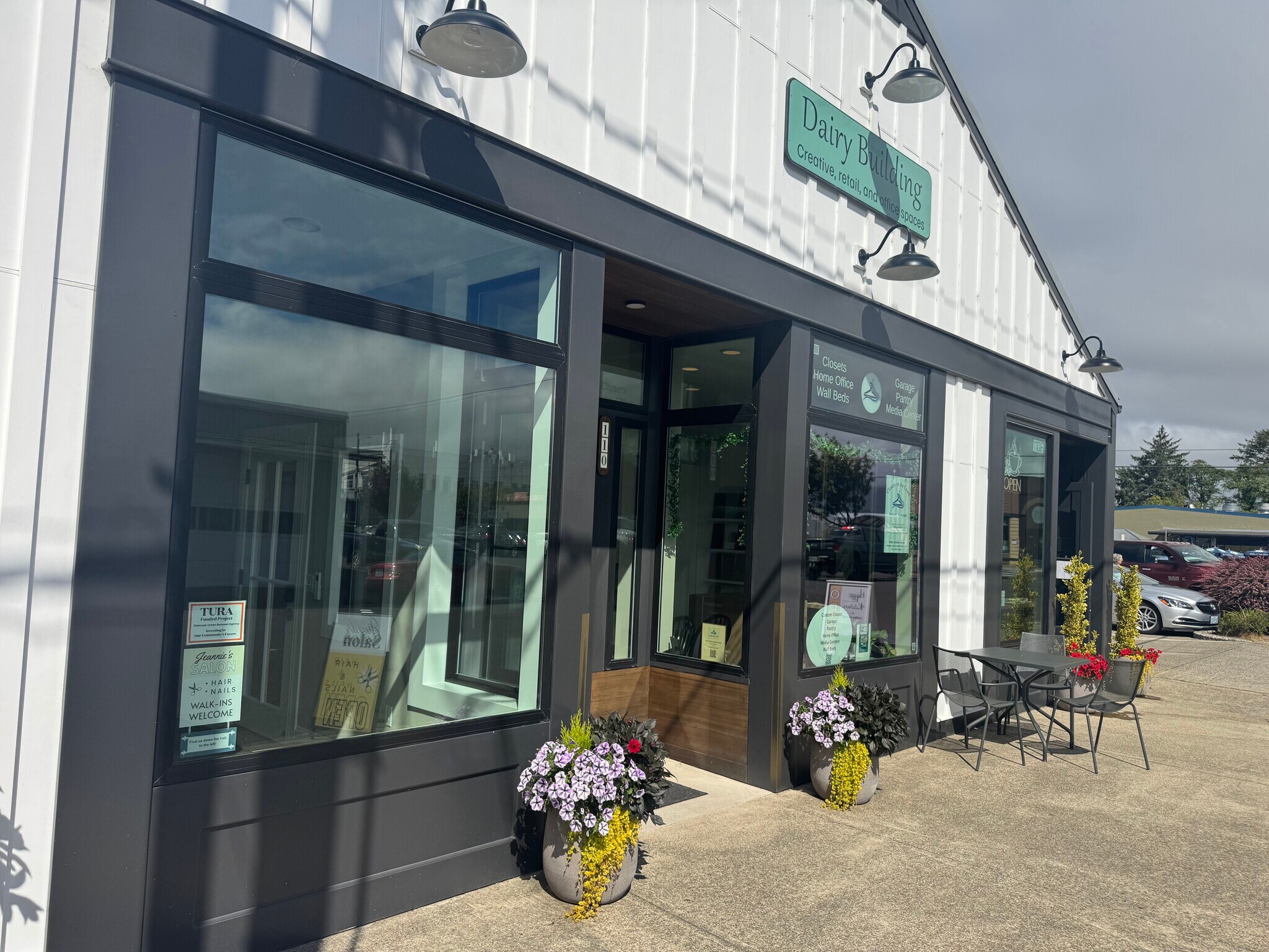 110 Stillwell Ave, Tillamook, OR à vendre Photo du bâtiment- Image 1 de 1