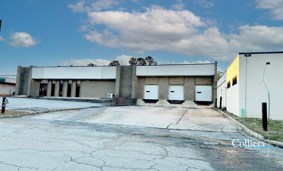 212 Candi Ln, Columbia, SC à louer - Photo du bâtiment - Image 3 de 8