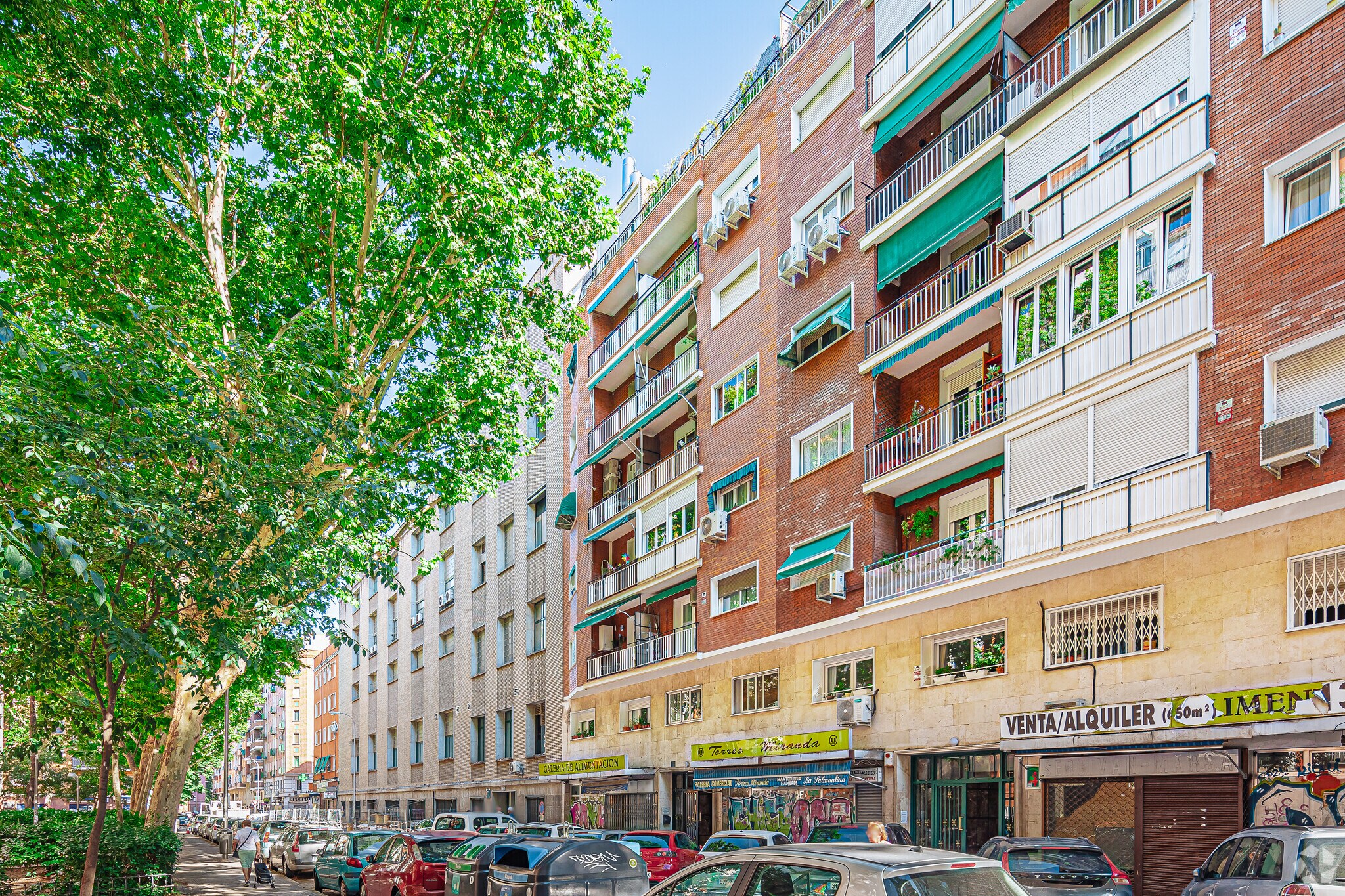 Immeuble residentiel dans Madrid, Madrid à vendre Photo du bâtiment- Image 1 de 3