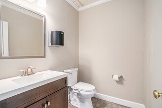 920 Holcomb Bridge Rd, Roswell, GA à louer Photo du bâtiment- Image 1 de 15