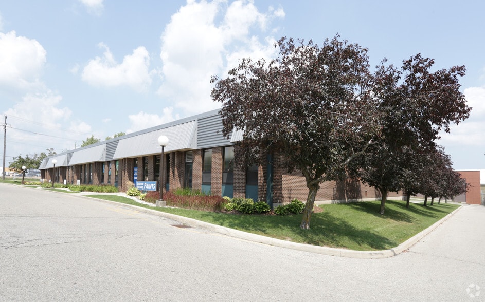 572 Weber St N, Waterloo, ON for lease - Building Photo - Image 2 of 3