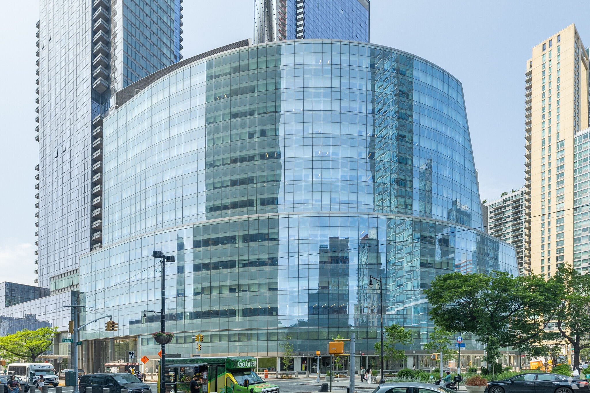 2 Court Sq, Long Island City, NY à vendre Photo principale- Image 1 de 6