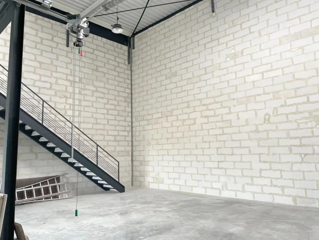 Rue Du Palatinat, Poissy for lease Building Photo- Image 1 of 10