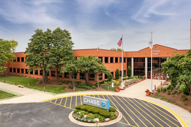 More details for 2500 Westfield Dr, Elgin, IL - Office for Lease