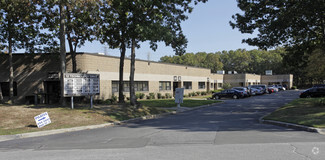 Plus de détails pour 10 Technology Dr, Setauket, NY - Industriel à louer