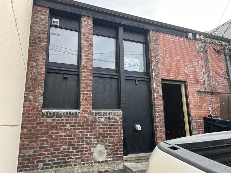 2810 Colby Ave, Everett, WA for sale - Building Photo - Image 2 of 2