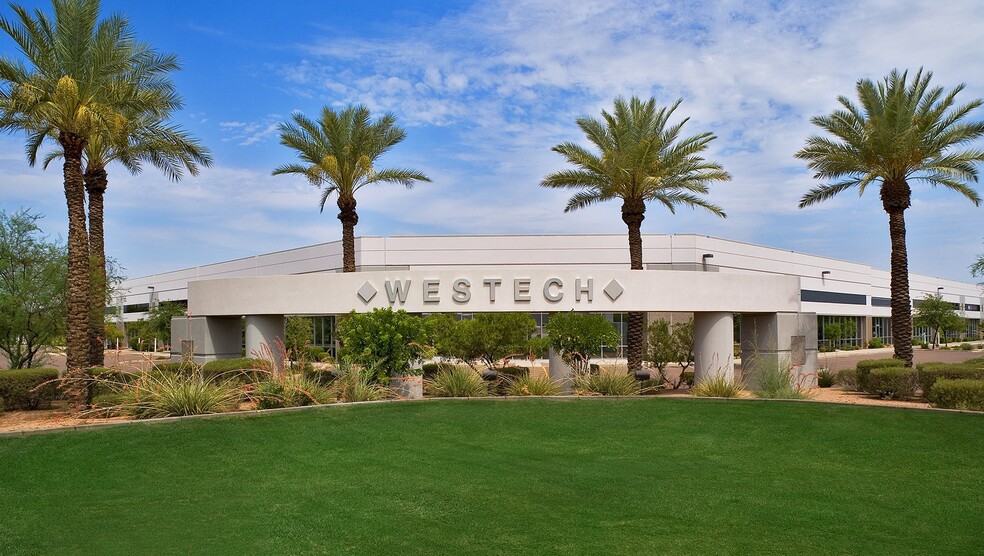 4710 E Elwood St, Phoenix, AZ for lease - Building Photo - Image 1 of 7