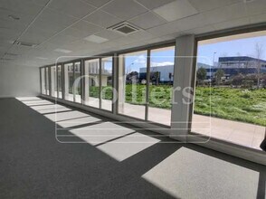 200 Rue Pierre Duhem, Aix-en-Provence for lease Interior Photo- Image 1 of 3