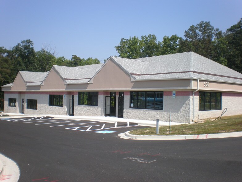 508 Shaw Ct, Severn, MD à louer - Photo du bâtiment - Image 3 de 4