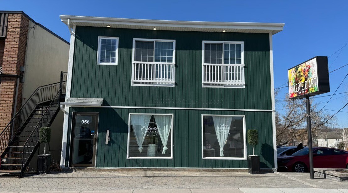 956-958 Rue Labelle, Saint-jerome, QC for sale Primary Photo- Image 1 of 1
