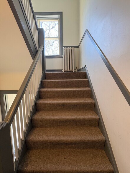 2432-2434 W Fargo Ave, Chicago, IL à vendre - Photo du bâtiment - Image 3 de 17