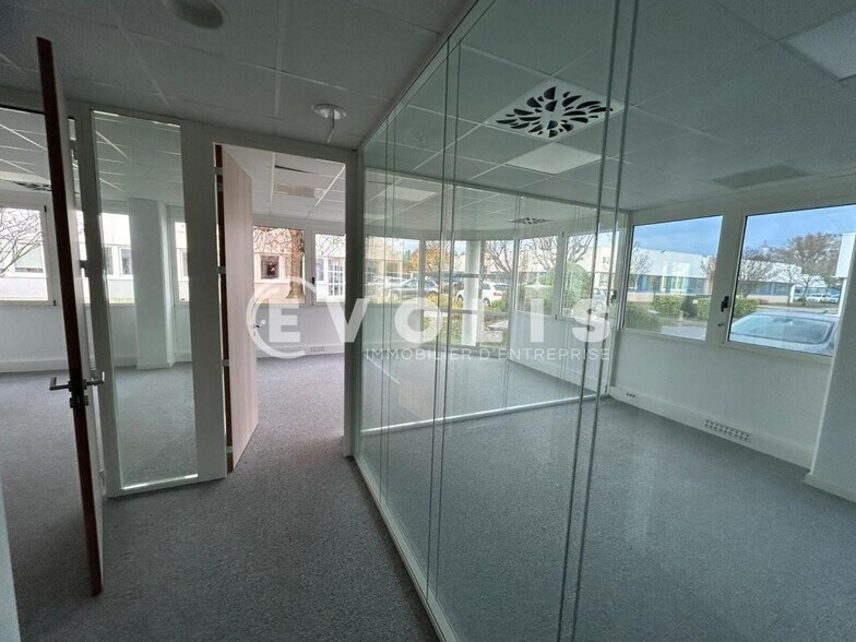 Bureau dans Mérignac à louer - Photo intérieure - Image 3 de 7