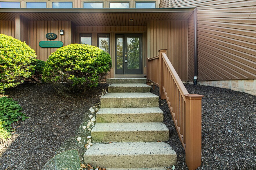 1288 Valley Forge Rd, Phoenixville, PA à vendre - Photo du bâtiment - Image 2 de 15