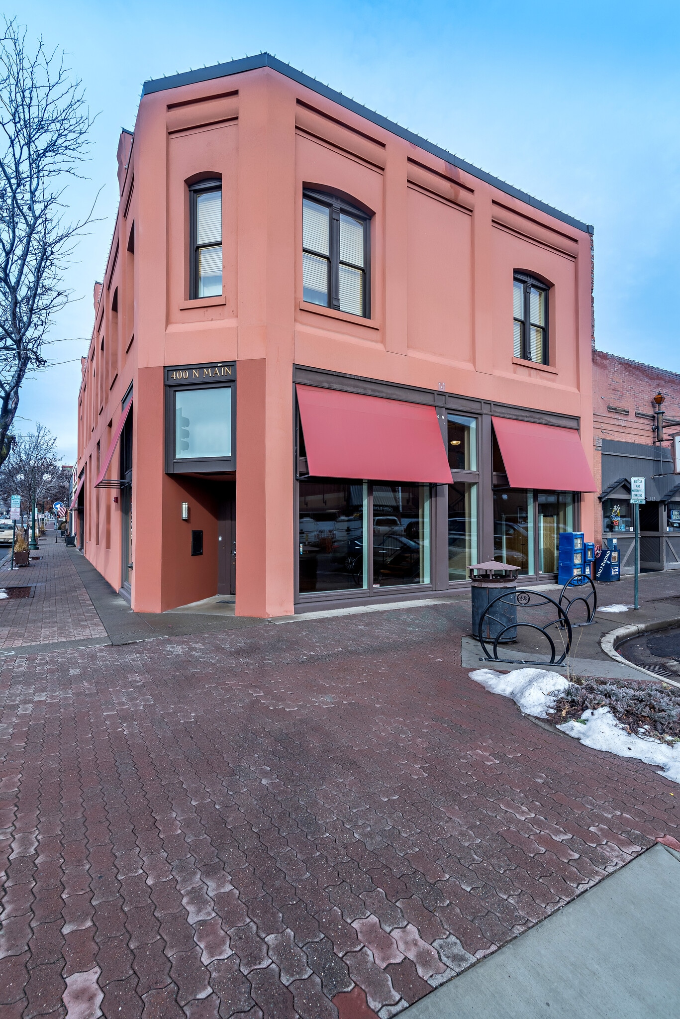 400 N Main St, Ellensburg, WA à louer Photo du bâtiment- Image 1 de 2