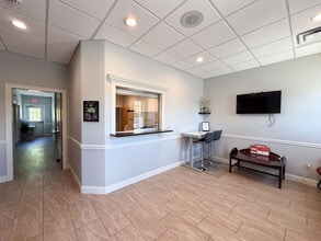 200 Mountain Rd, Suffield, CT for lease Interior Photo- Image 2 of 18