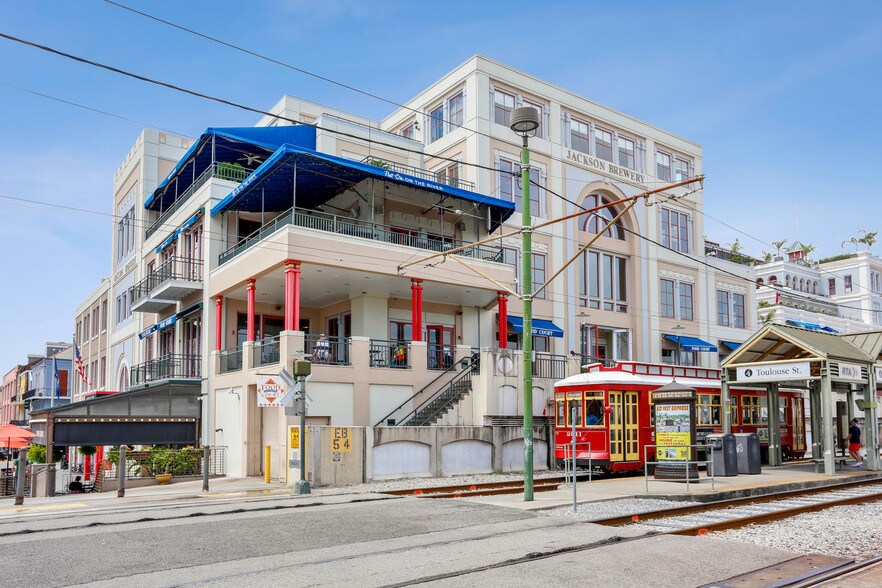 600 Decatur St, New Orleans, LA à louer - Photo du bâtiment - Image 3 de 16