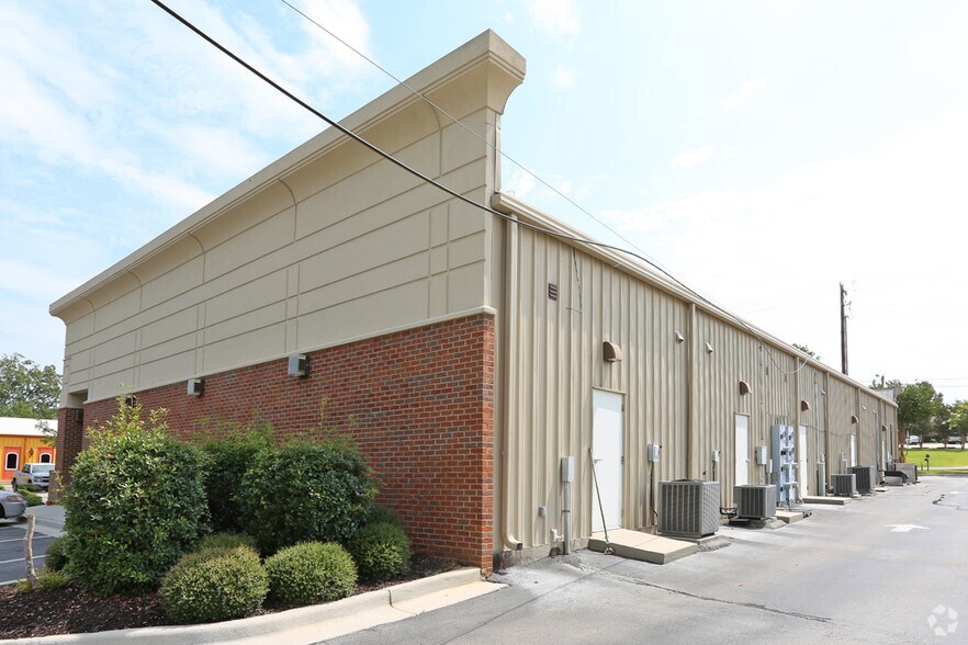1307 Highway 31 NW, Hartselle, AL à louer - Photo du bâtiment - Image 3 de 3