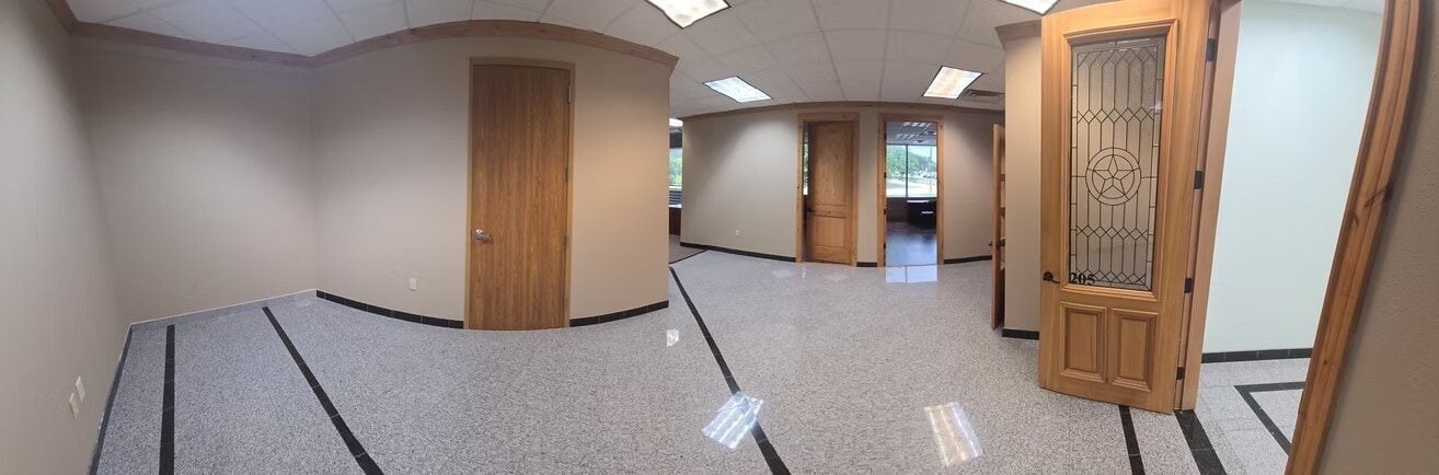 1920 W Villa Maria Rd, Bryan, TX for lease Interior Photo- Image 1 of 5