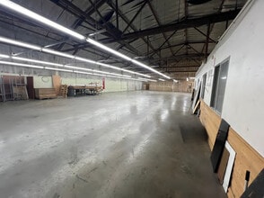 630 S Clarence St, Los Angeles, CA for lease Interior Photo- Image 2 of 4