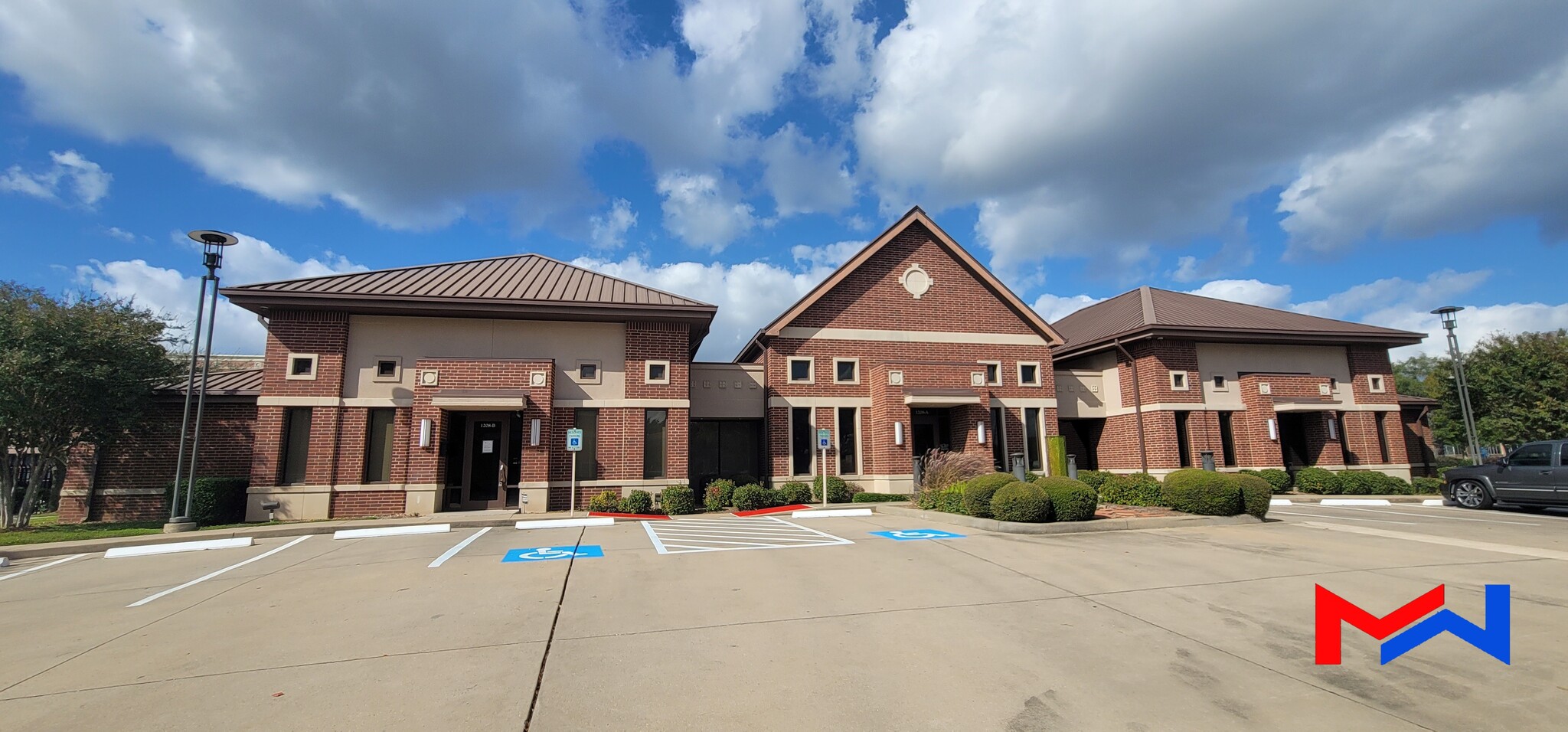 1208 Highway 6, Sugar Land, TX à louer Photo du bâtiment- Image 1 de 16