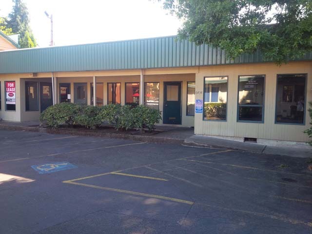 6430 Milwaukie Ave, Portland, OR for lease Building Photo- Image 1 of 6